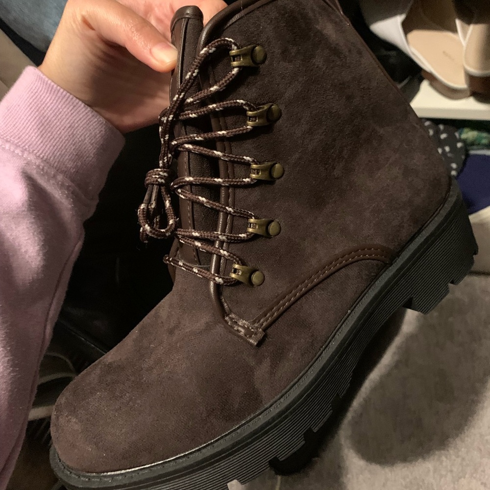 velvet boots
